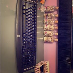 I am selling a bran new keyboard and mouse